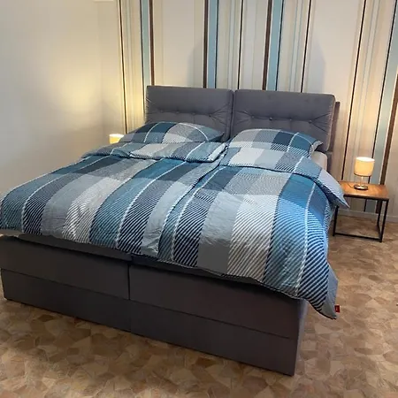 Haeuserstrasse 15 아파트 *